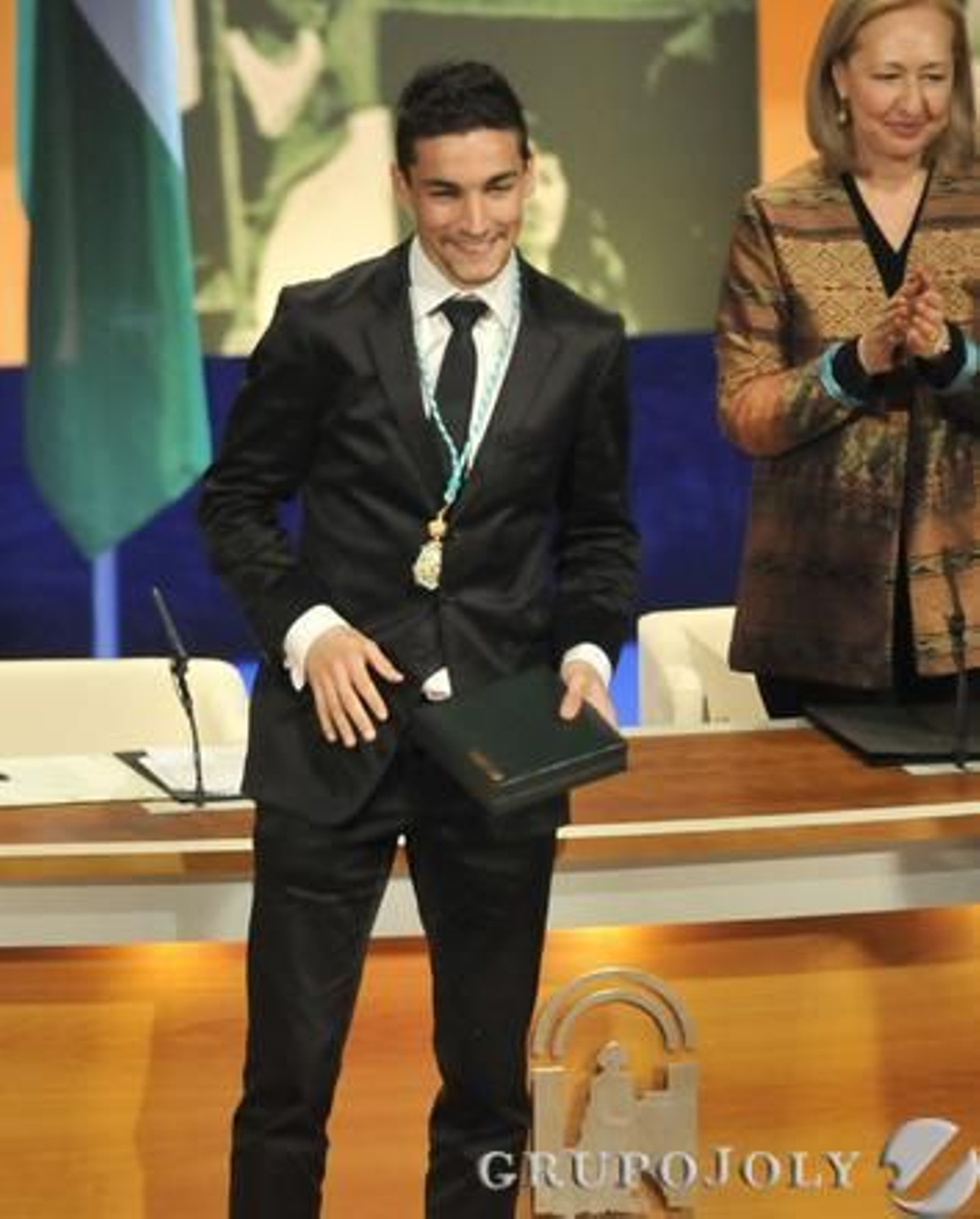 Recibiendo la Medalla de Oro de Andalucía.

Foto: Juan Carlos Vázquez