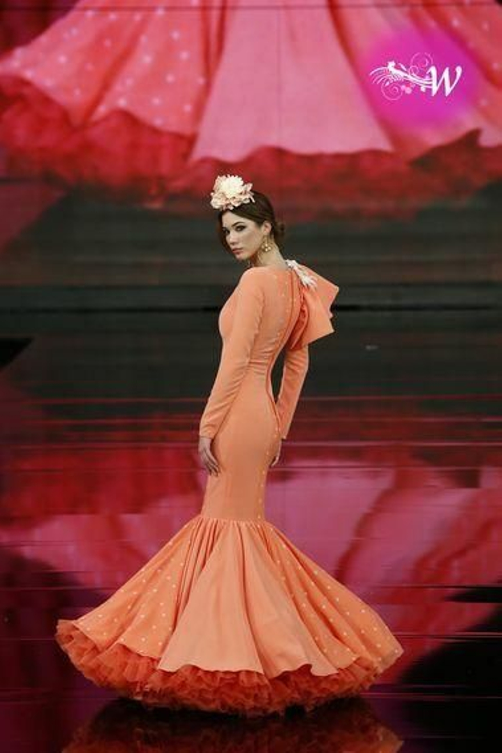 Carmen Raimundo presenta su colección de flamenca en SIMOF 2020, todas las fotos