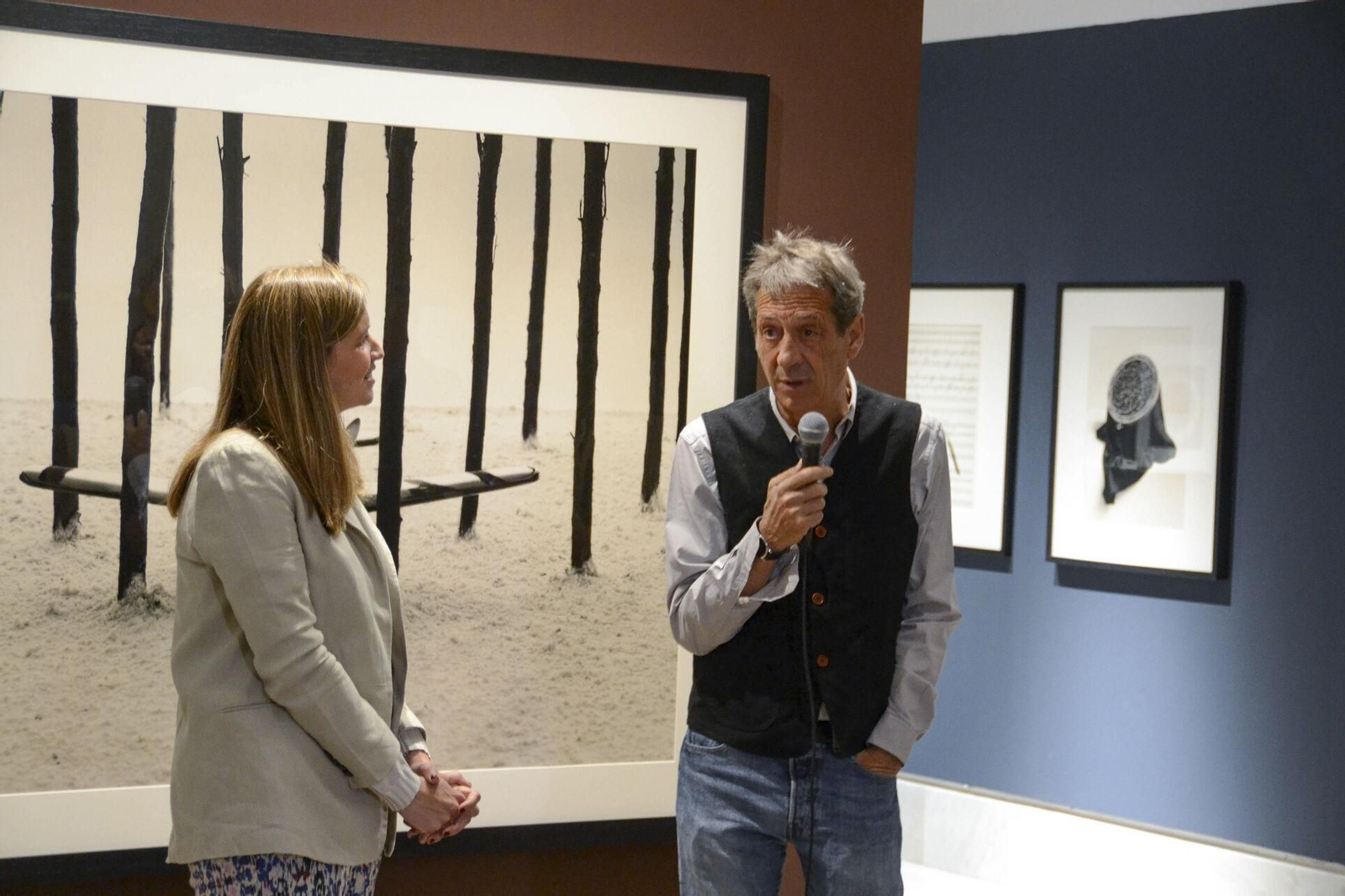 La nueva exposición de Chema Madoz en Granada, en imágenes