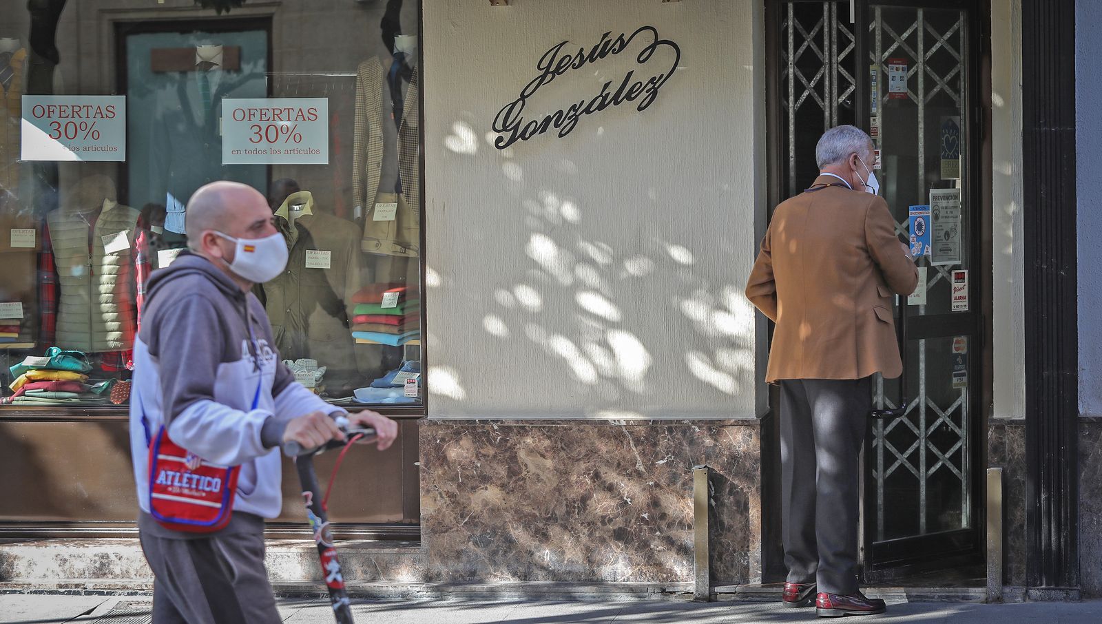 Bares y comercios principales afectados por los cortes de luz en el centro de Jerez