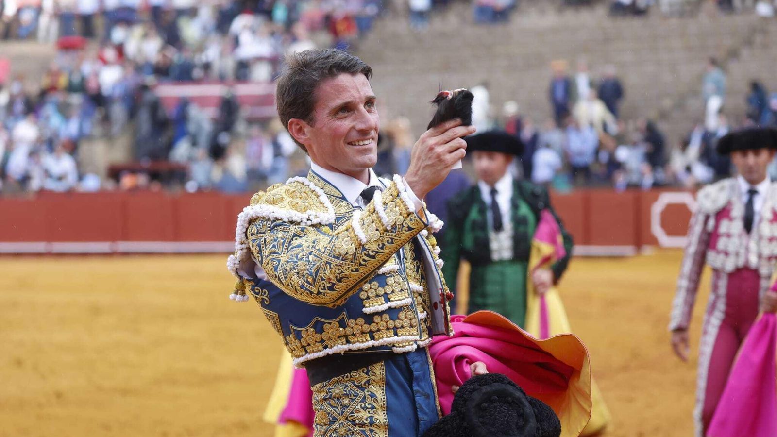 Alfonso Cadaval, con su trofeo del tercero.