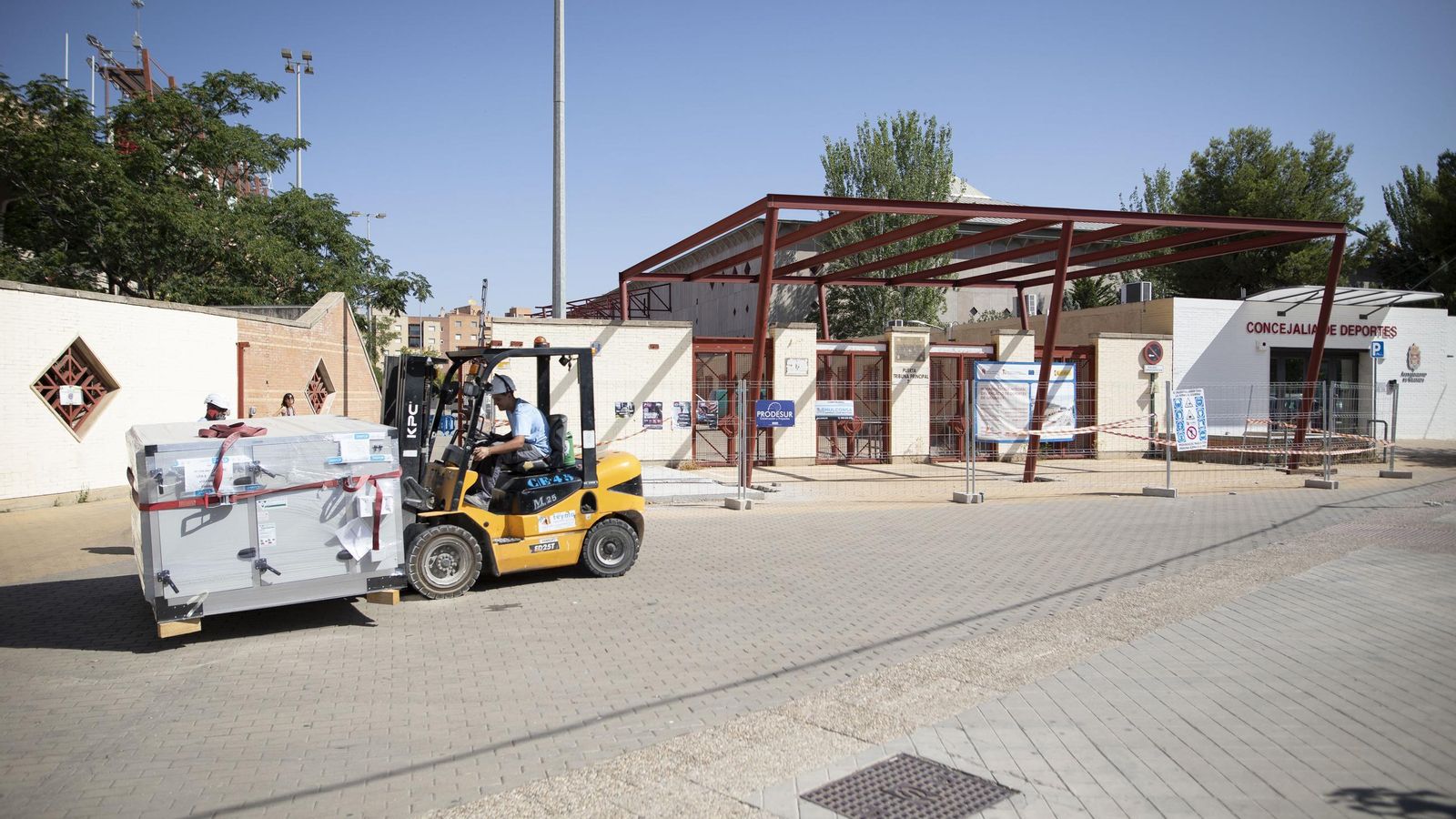 La nueva estructura junto a la Concejalía de Deportes de Granada