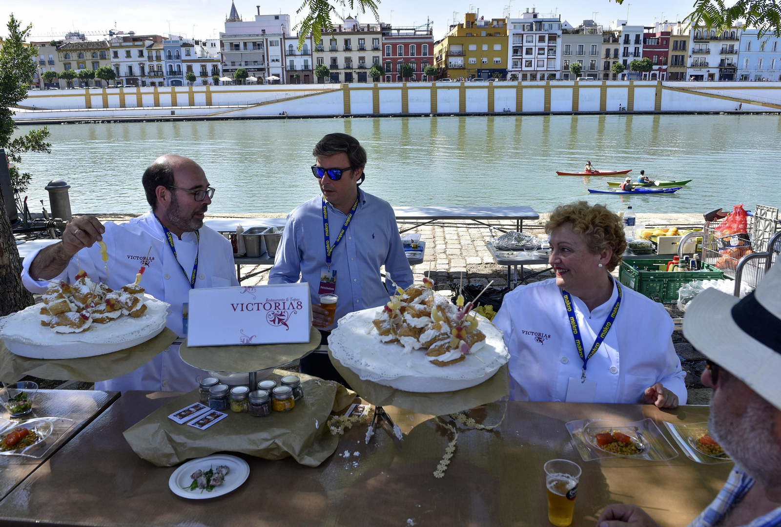 La barra de tapas más larga del mundo, en Sevilla