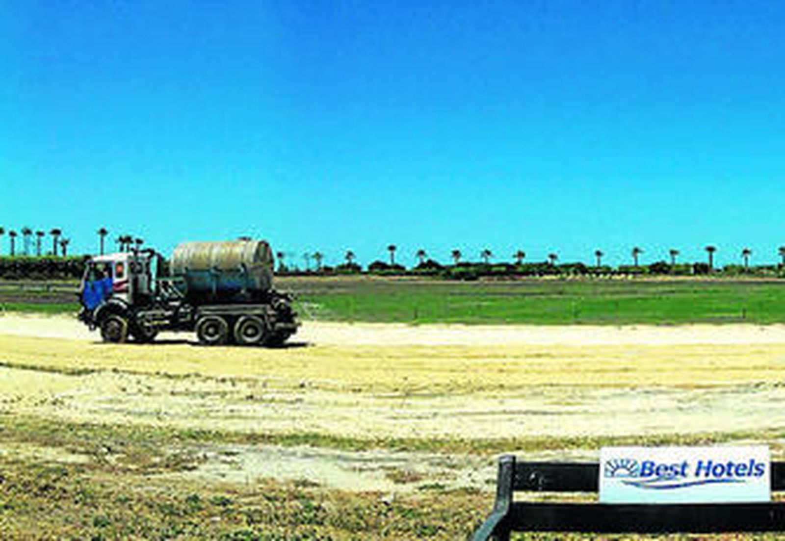 Imagen enviada por Best Hotels de la parcela donde se construye el hotel de Costa Ballena Chipiona.