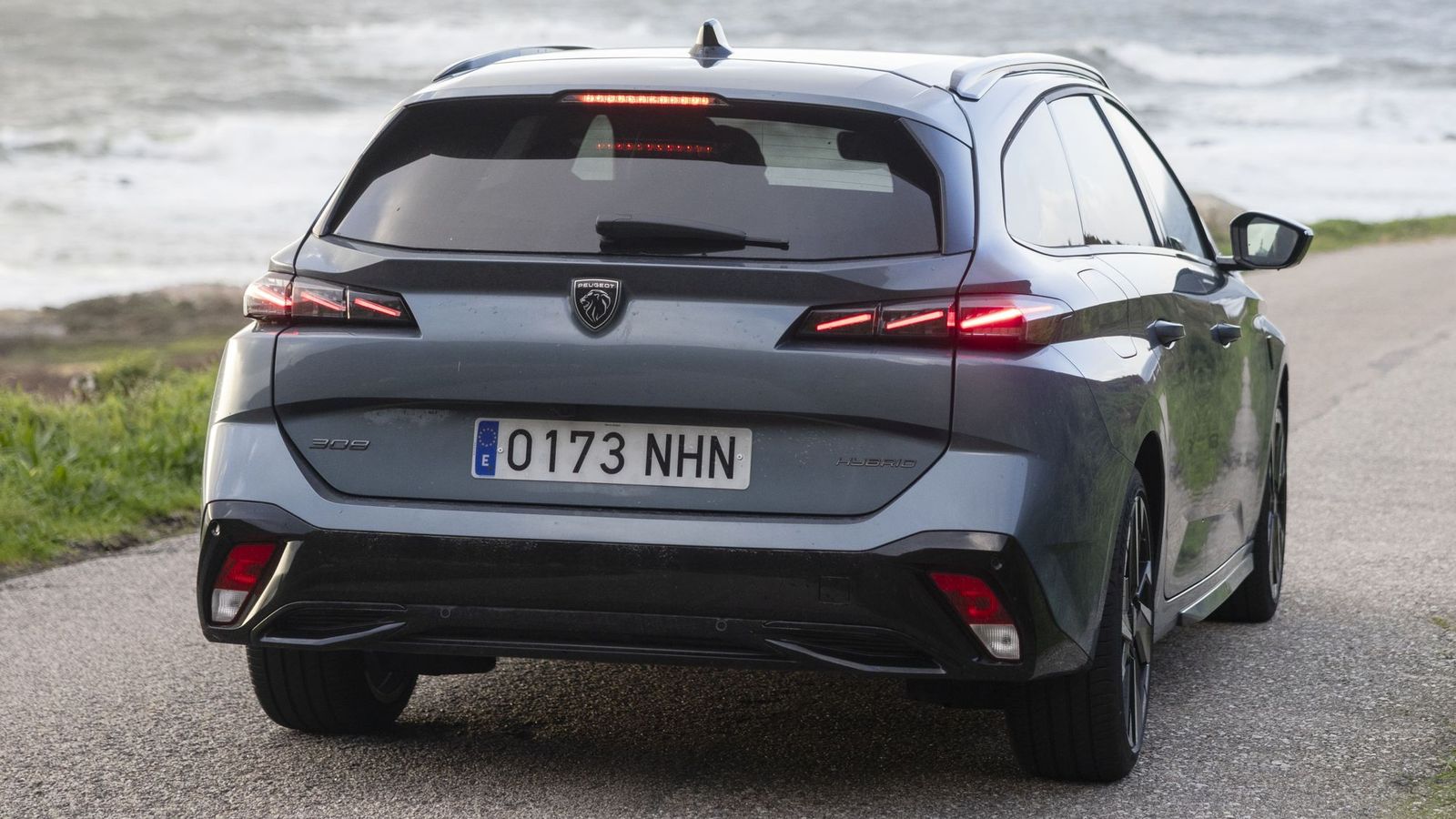 Dos colores azules, uno distinto para cada carrocería, se incorporan a la oferta cromática del Peugeot 308.