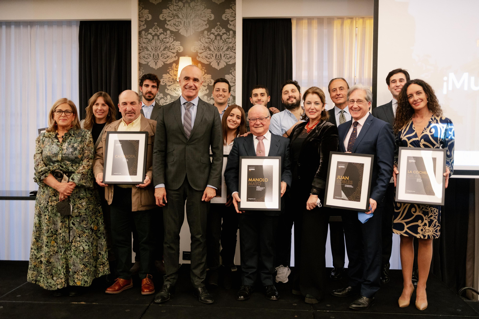 El alcalde Antonio Muñoz con los premiados #NextGastro21.