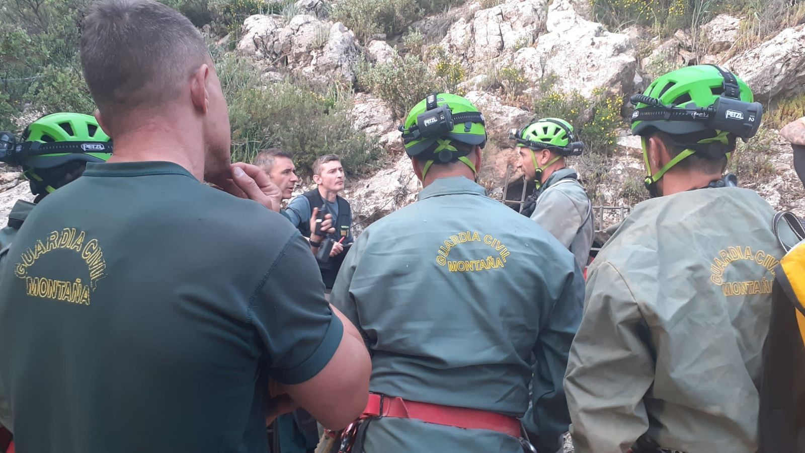 Realizan “microvoladuras” para rescatar a una espeleóloga herida en una cueva de María