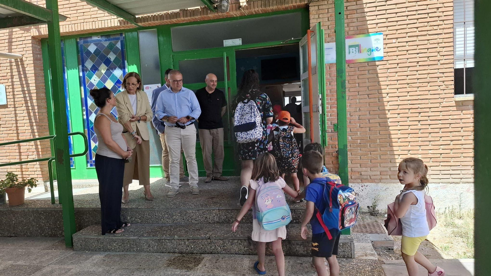 Matilde Ortiz, en una visita a una de las Escuelas de Verano