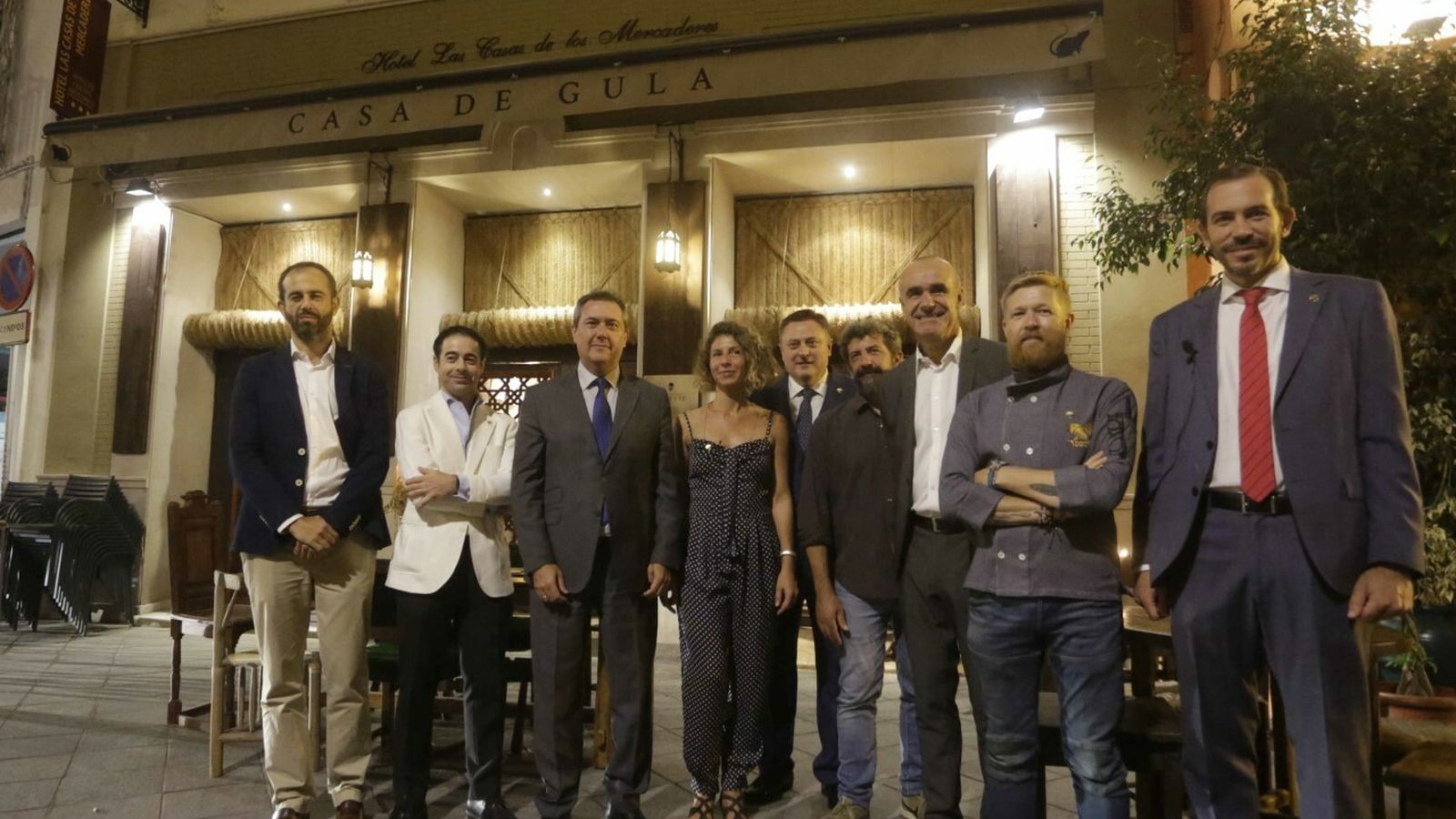 Las autoridades y directivos de Telefónica en la inauguración de la Casa de Gula