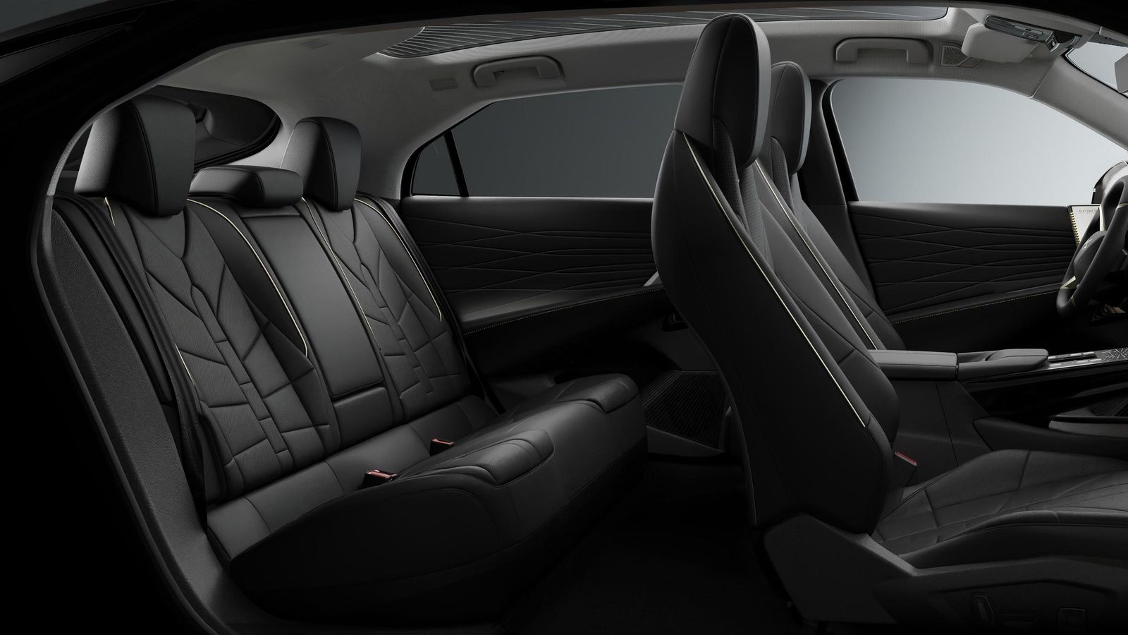 Estarán disponibles dos ambientes interiores diferentes, una para los acabados Pallas y otra para los Etoile.