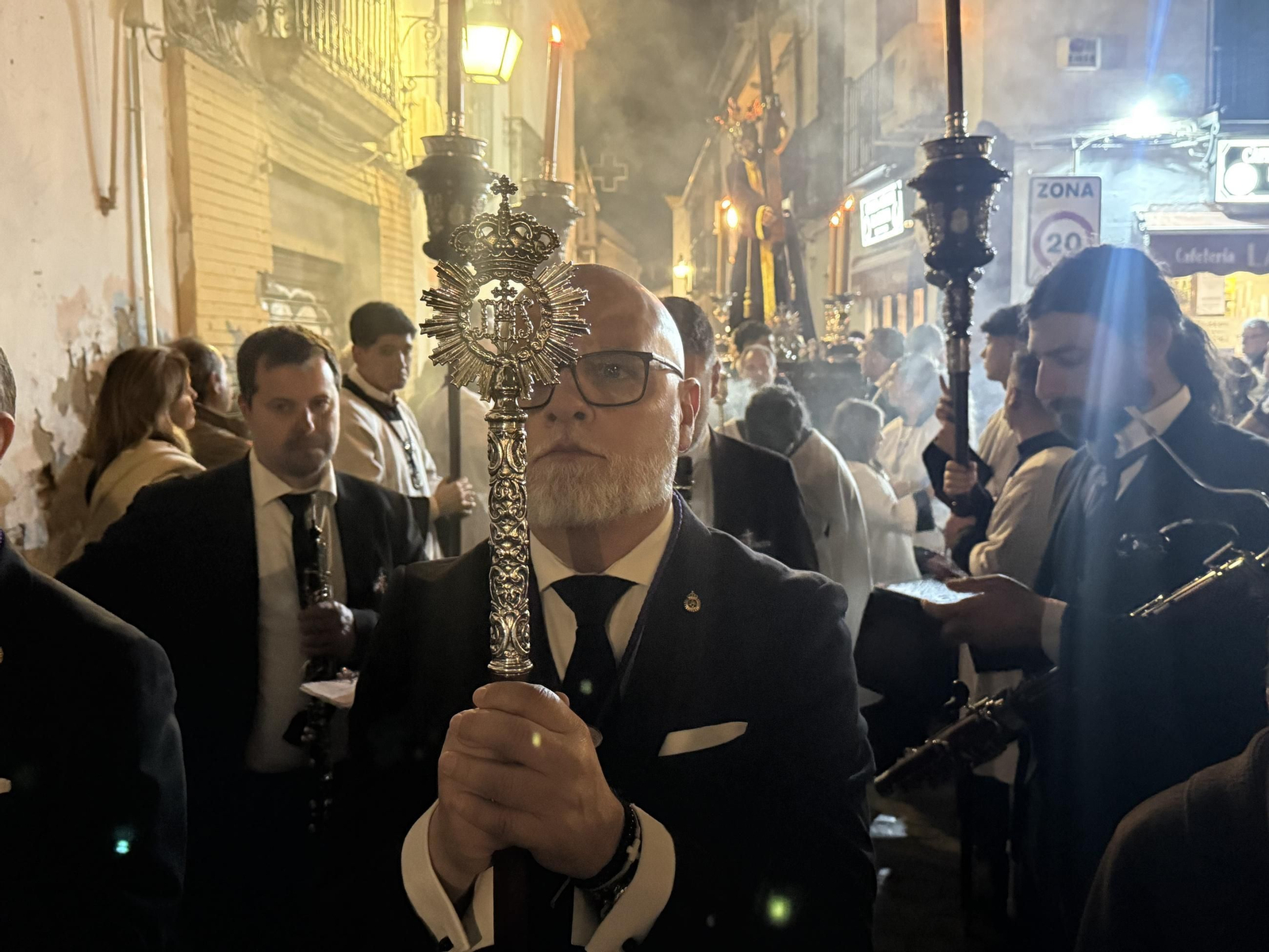 Las mejores fotos de un Viernes de Dolores de vía crucis como prólogo de la Semana Santa de Córdoba