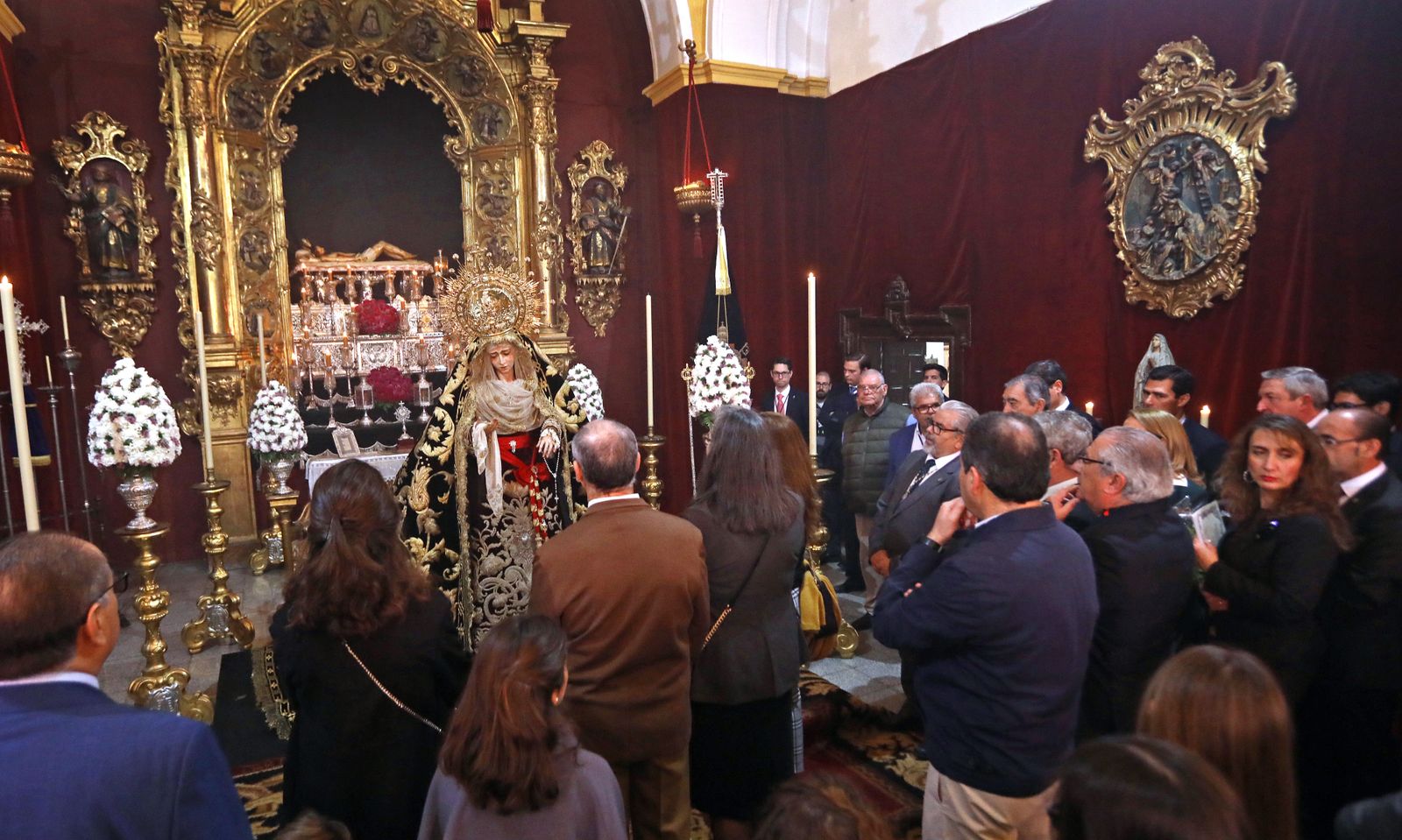 Imágenes de 'Besamanos' del Domingo 31 de marzo