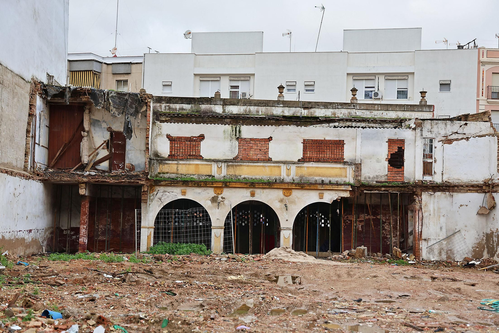 Así se encuentran las obras del entorno del antiguo mercado de La Merced