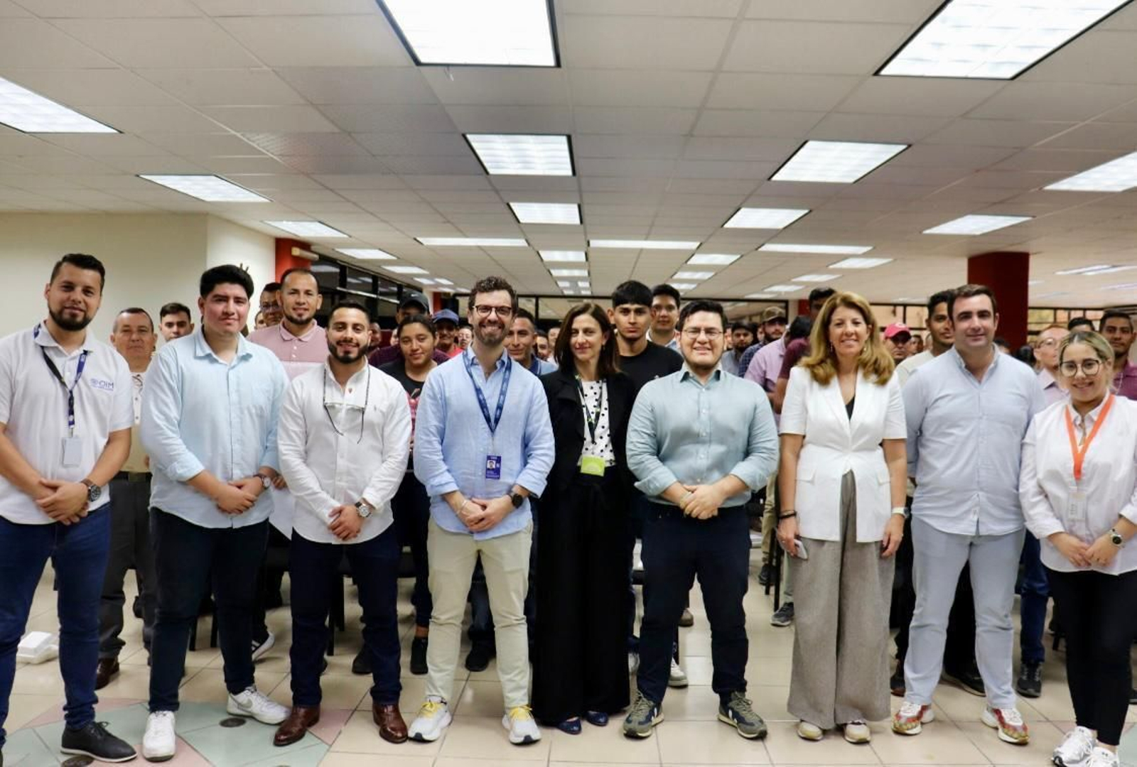 Foto de familia tras el proceso de selección llevado a cabo en Honduras por Freshuelva.