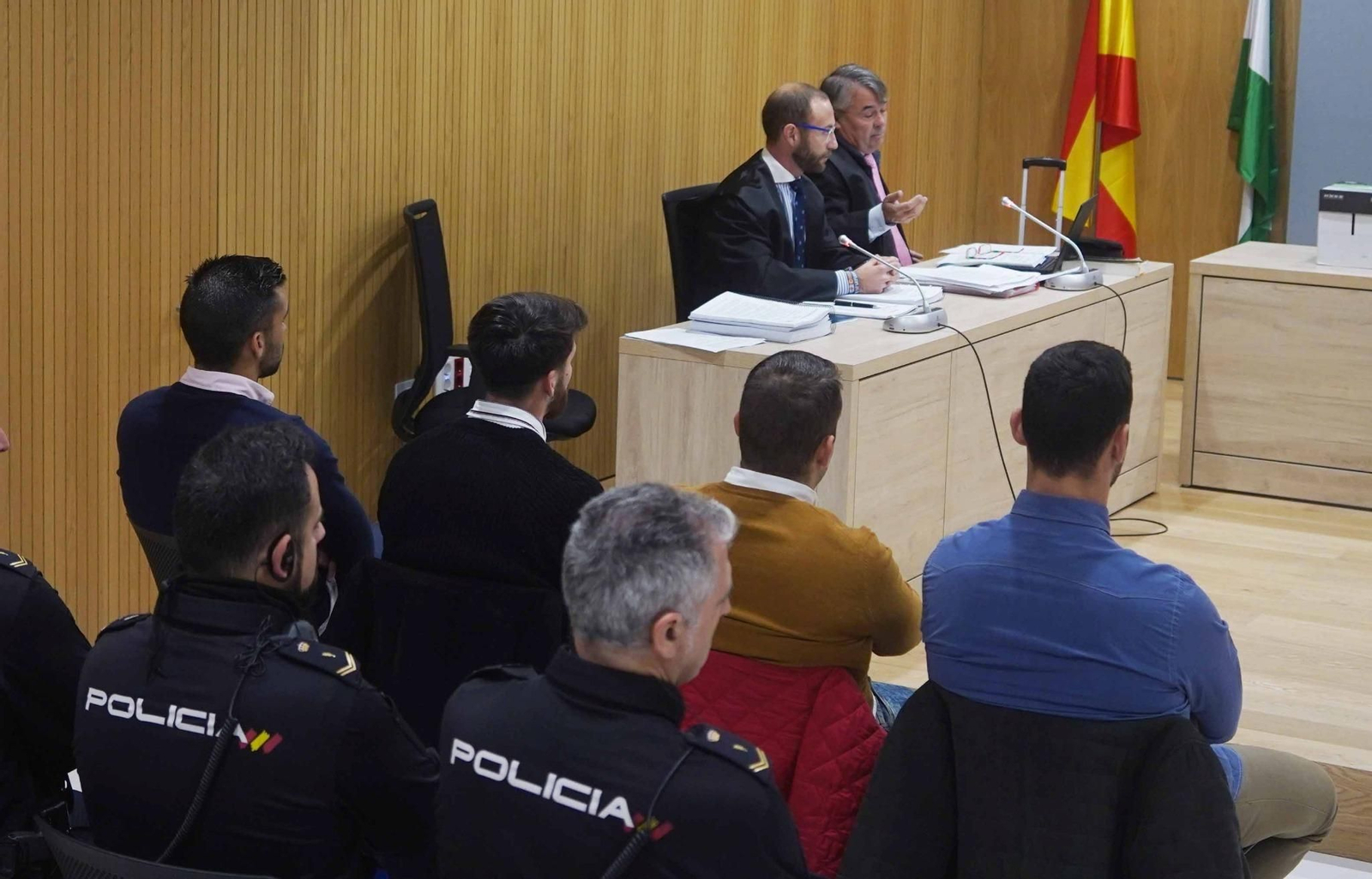 El exguardia civil, el peluquero, el Prenda y el exmilitar de la Manada. El exguardia civil, el peluquero, el Prenda y el exmilitar de la Manada.