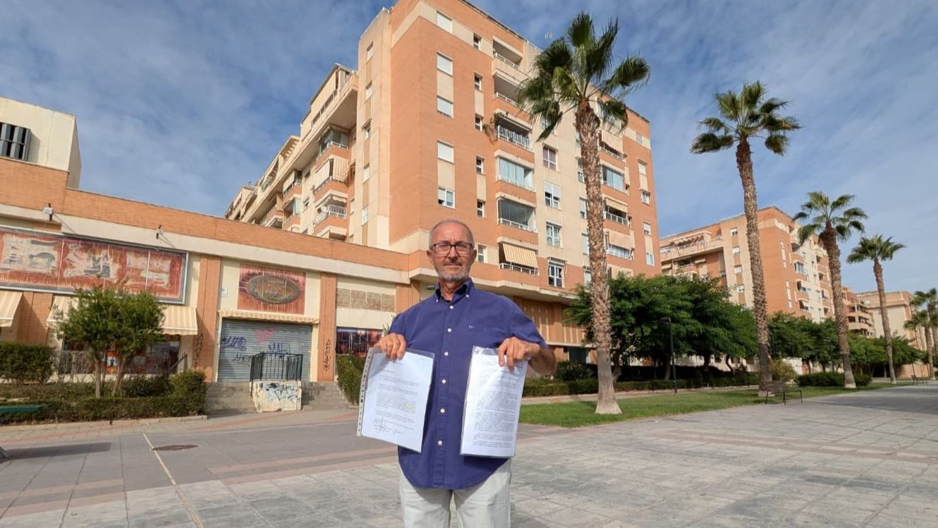 Suplantan la identidad de un profesor de la UMA y venden el piso en el que vive en Teatinos: "Y ...