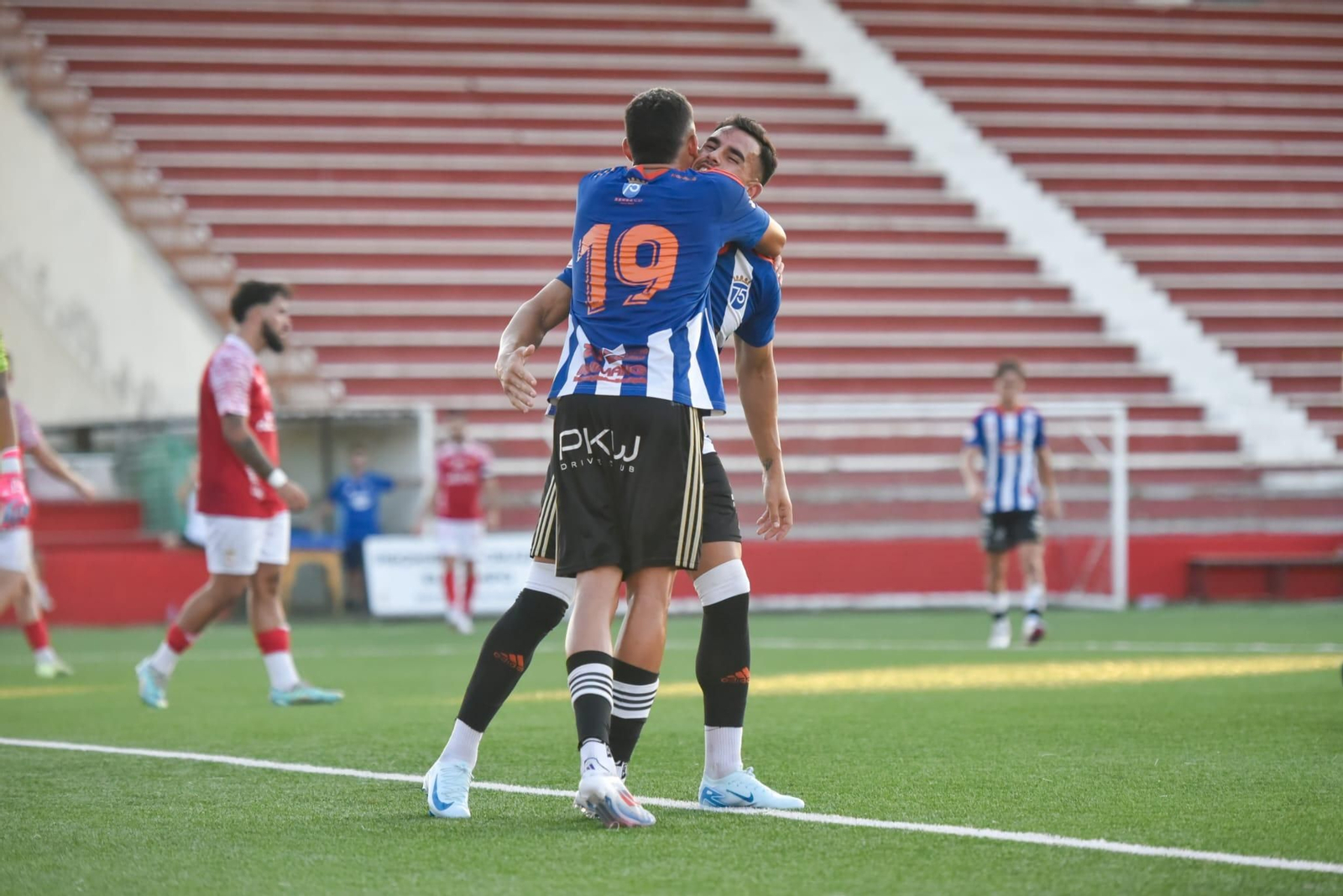 Las imágenes de la victoria del Xerez CD en el Trofeo Ciudad de El Puerto Las imágenes de la victoria del Xerez CD en el Trofeo Ciudad de El Puerto
