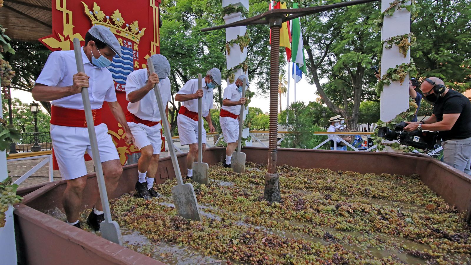 Pisa de la Uva en Alameda Vieja