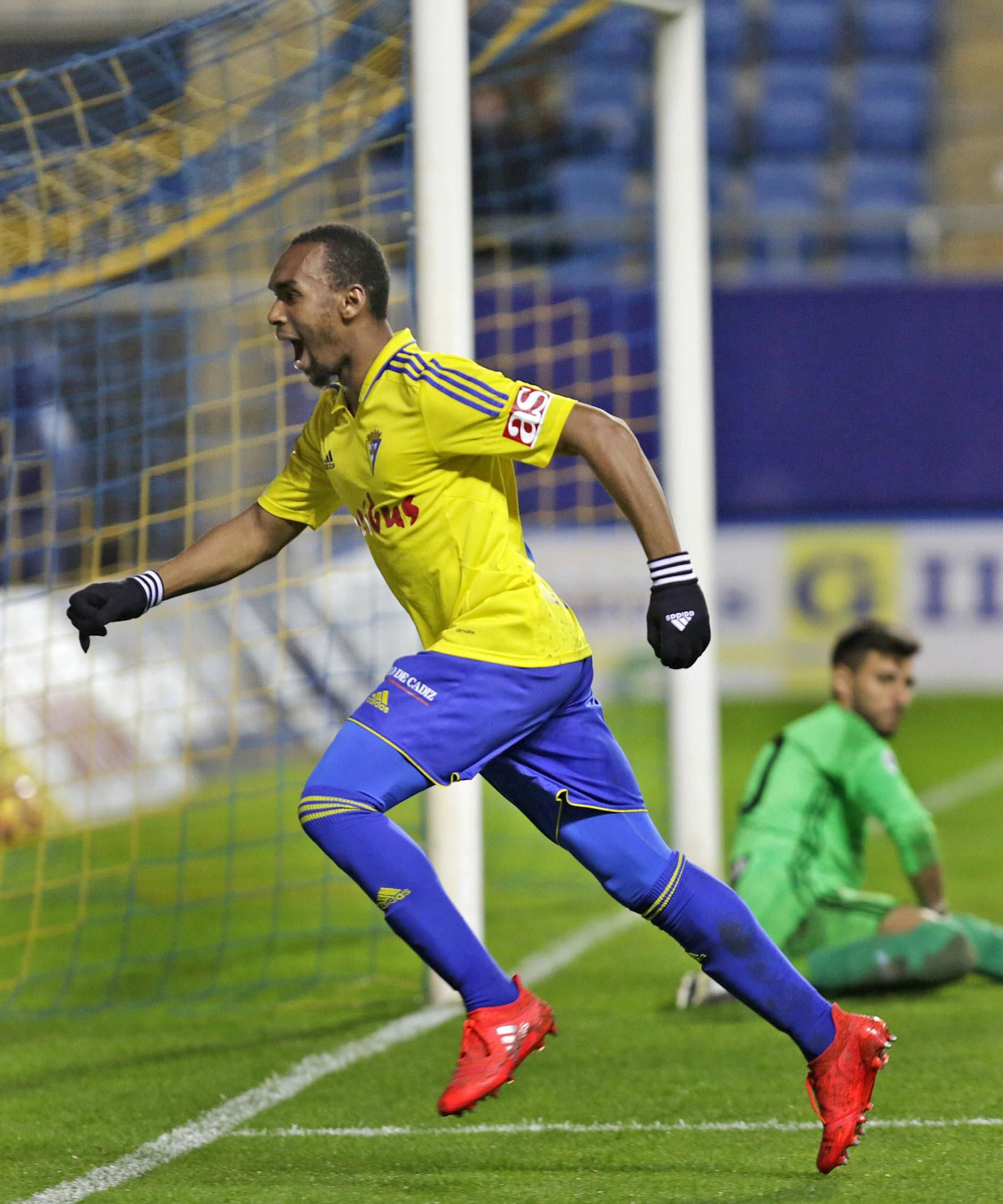 El Cádiz-Zaragoza, en imágenes