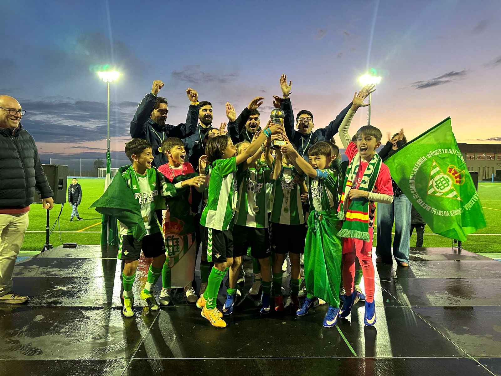 Las mejores imágenes del XX Torneo Benjamín Ciudad de Pinos Puente