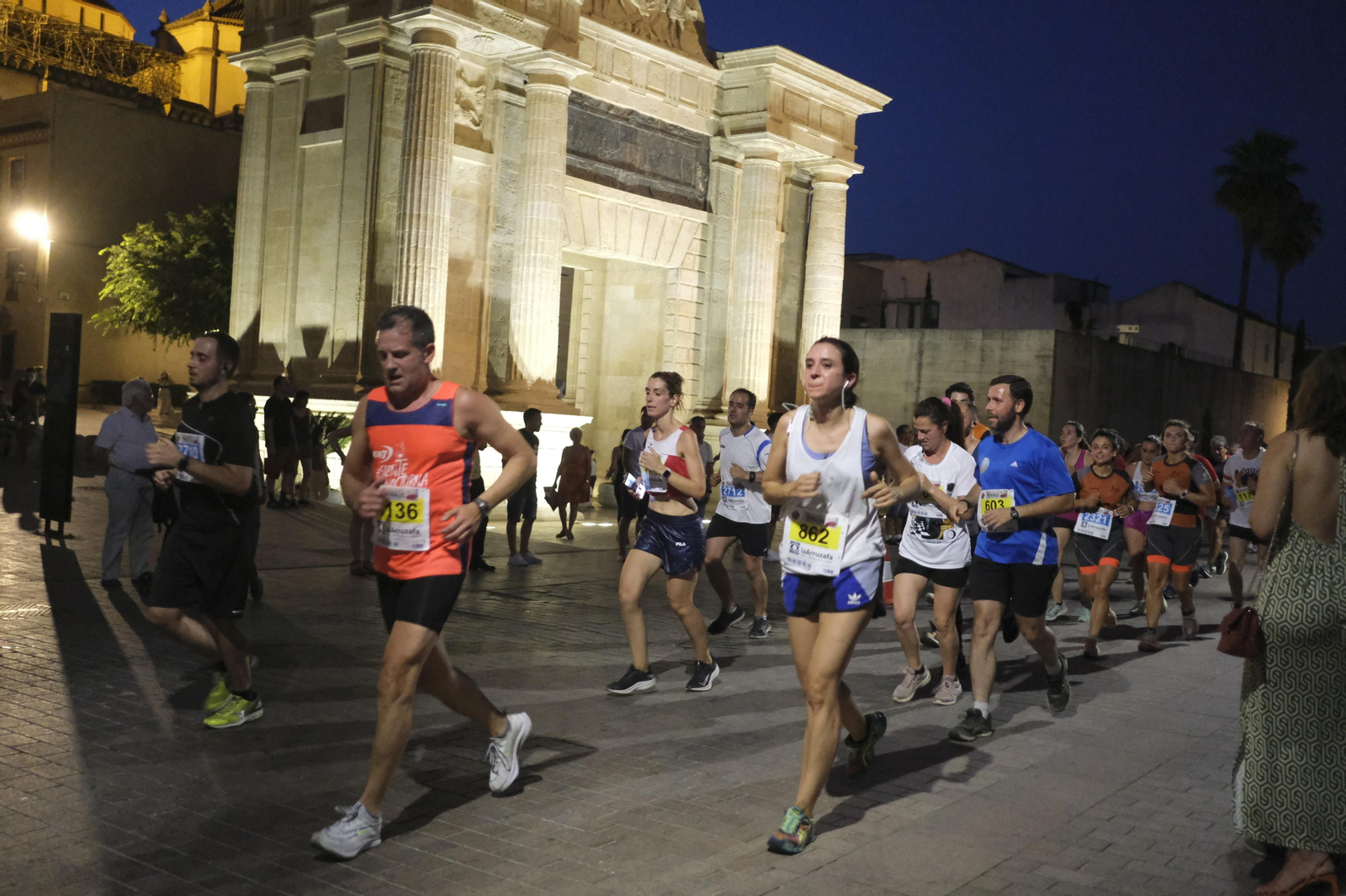 Las mejores fotografías de la Nocturna Trotacalles de Córdoba