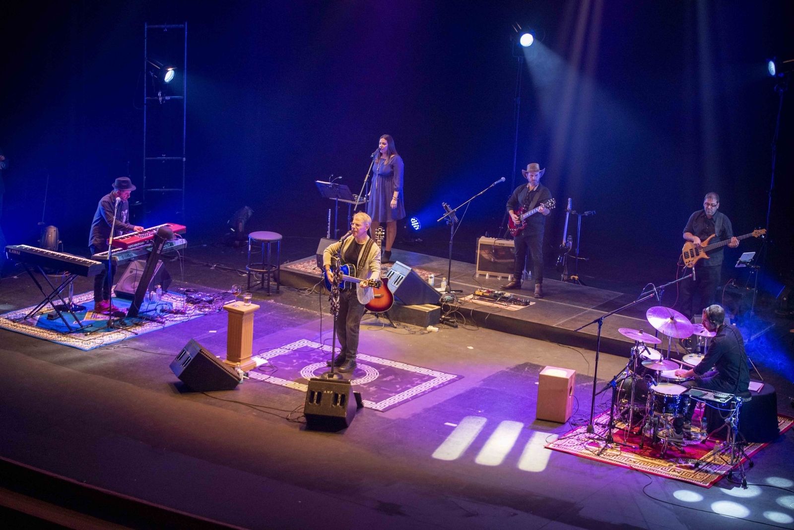 Malas Compañías causó una gran sensación en el Maestro Padilla con las canciones de Sabina.
