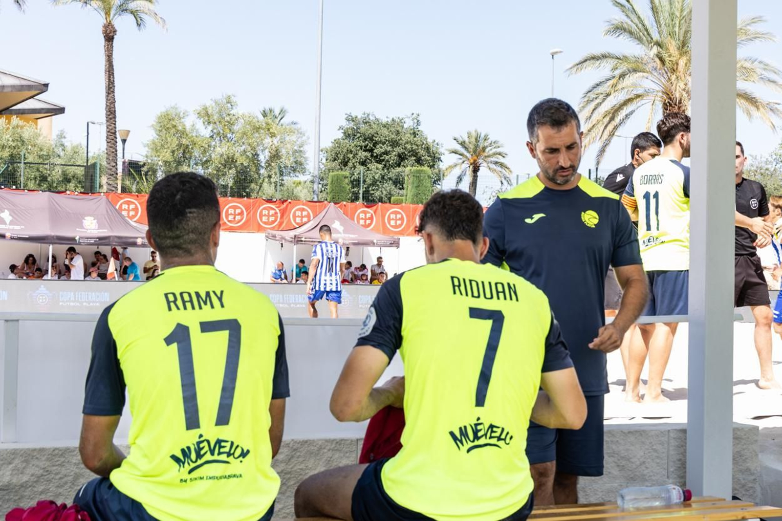 La final y la entrega de trofeos de la Copa Federación masculina de fútbol playa, en imágenes