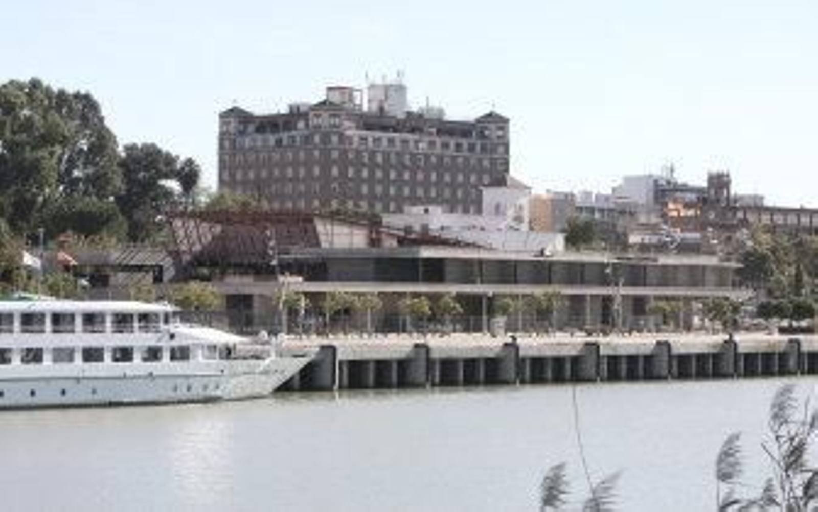 Una noria de 40 metros de alto completará la oferta del nuevo acuario