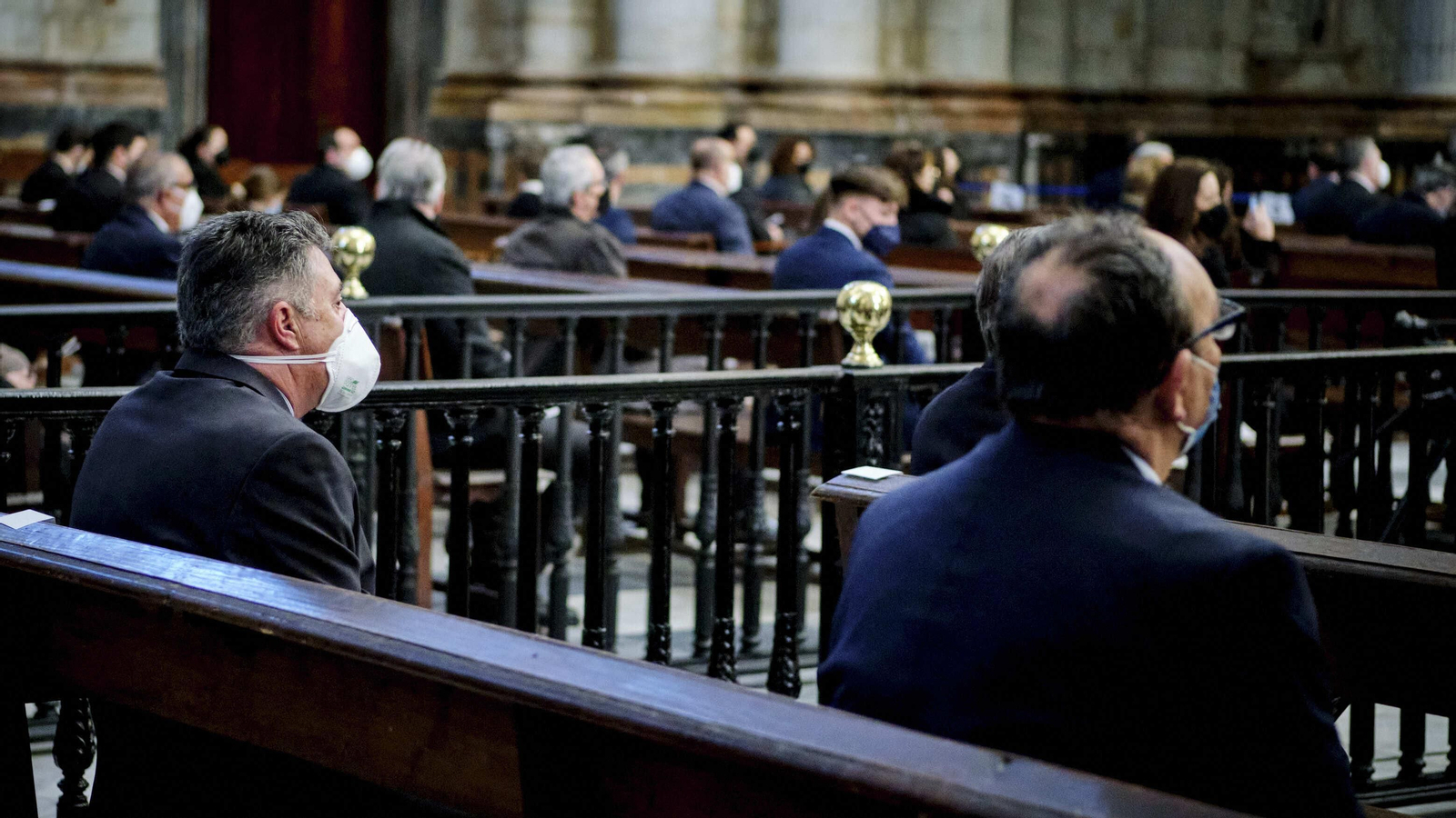 Vía Crucis de Piedad en el interior de La Catedral.