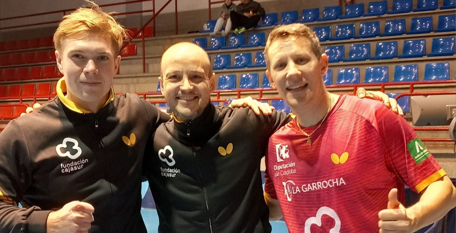 Soderlund, Machado y Gardos celebran el triunfo del Priego.