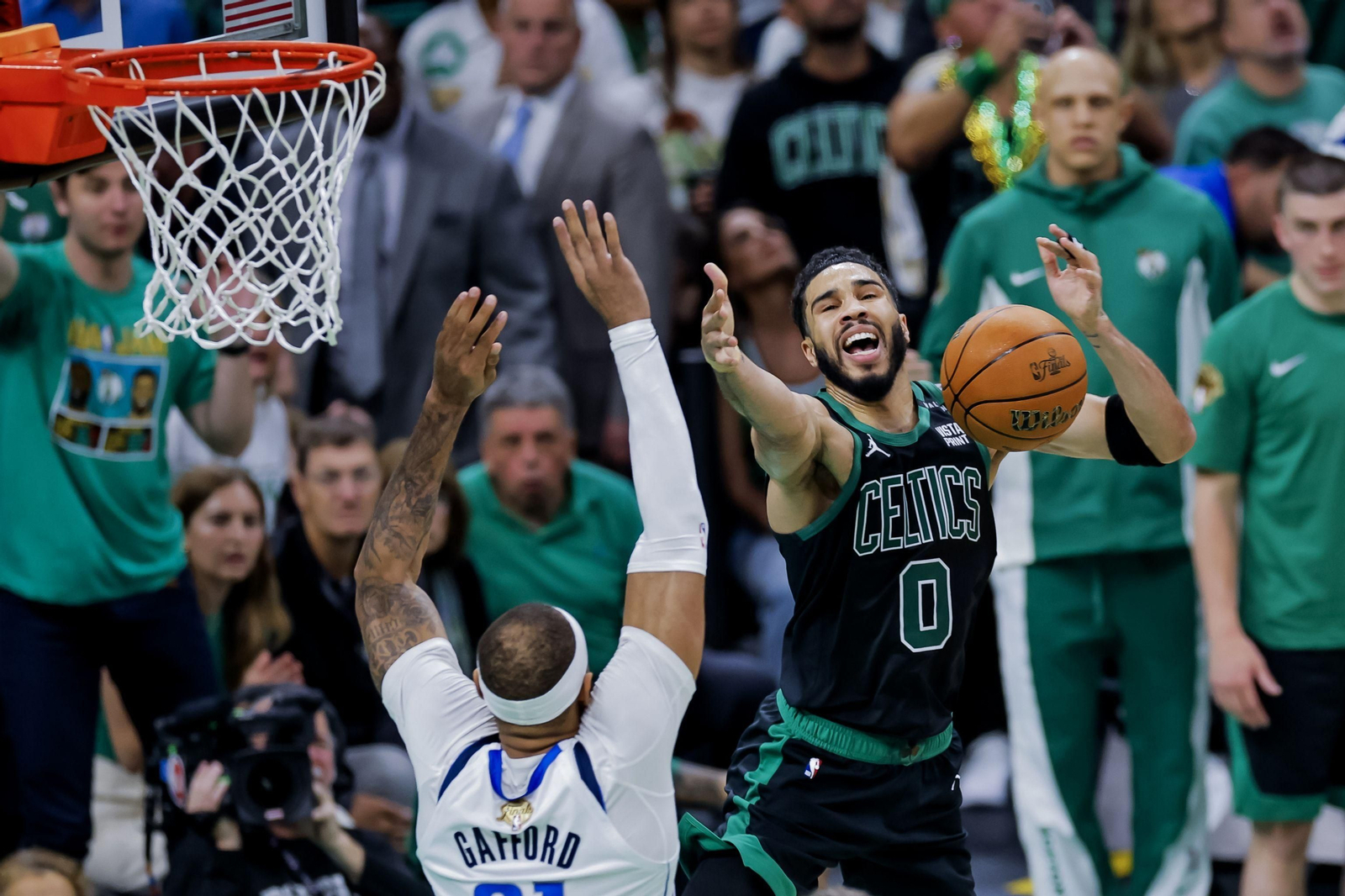 El segundo partido de la final de la NBA Celtics - Mavericks, en imágenes
