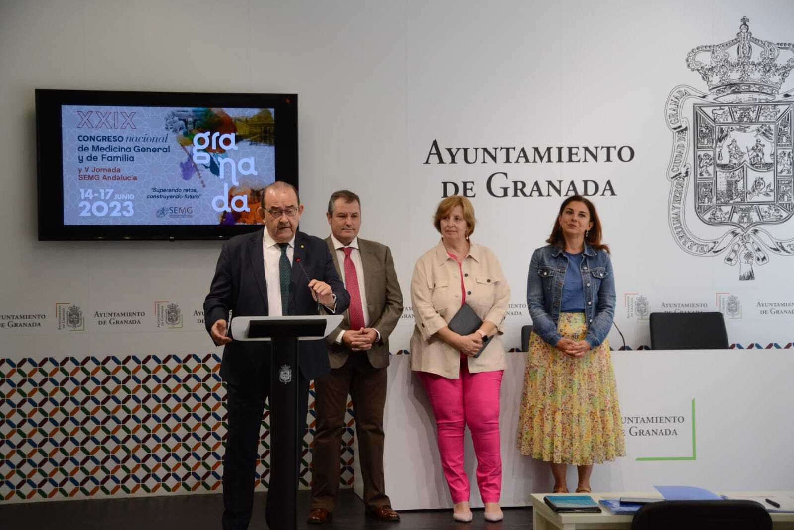 Presentación del Congreso de Medicina General y Familia realizada en el Ayuntamiento de Granada