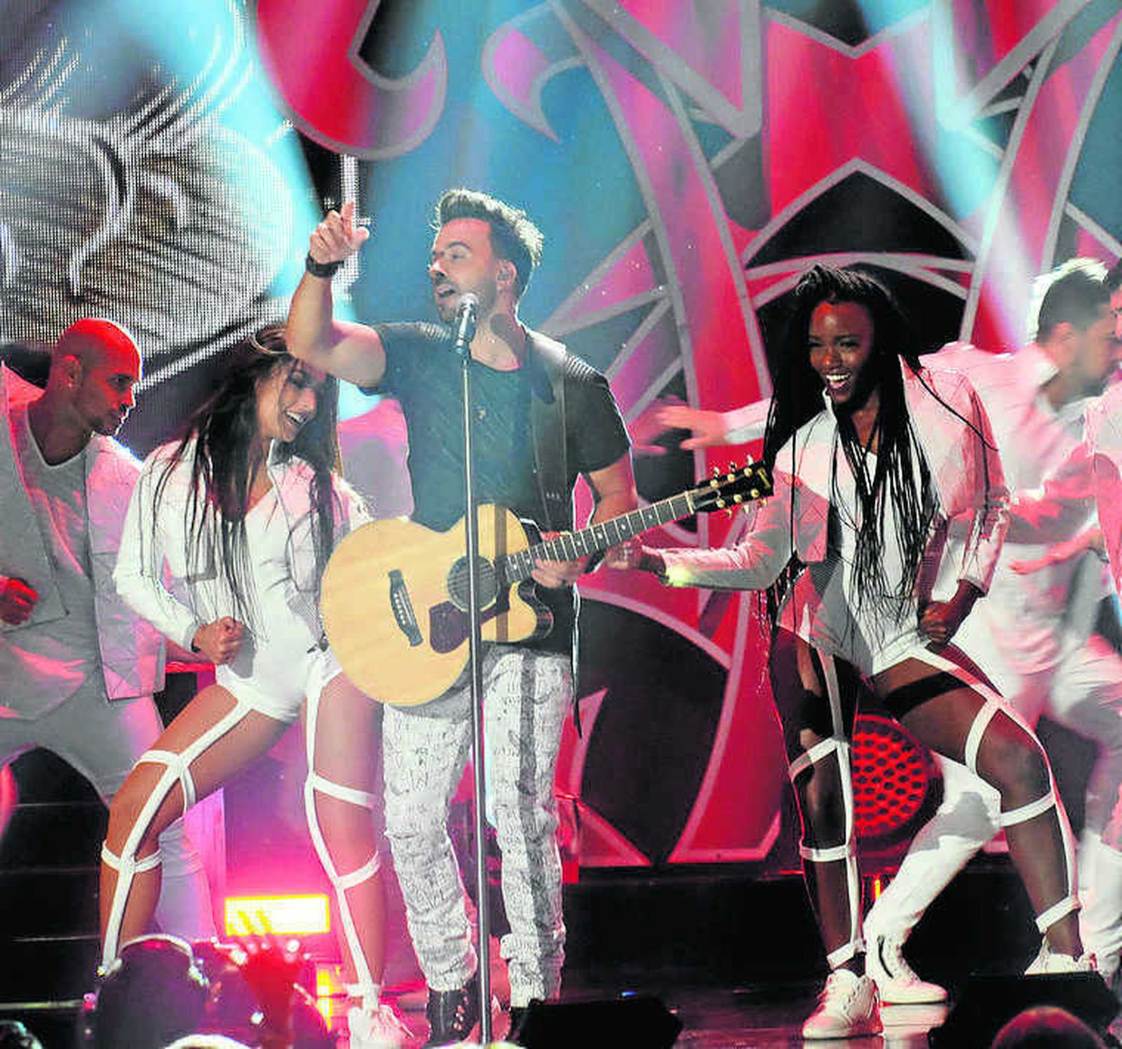 Luis Fonsi, estrella del verano, en una reciente gala en Miami.