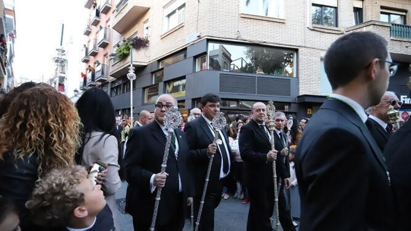 Así fue la procesión del Cristo de la Vera+Cruz acompañado por la Legión en el año 2019