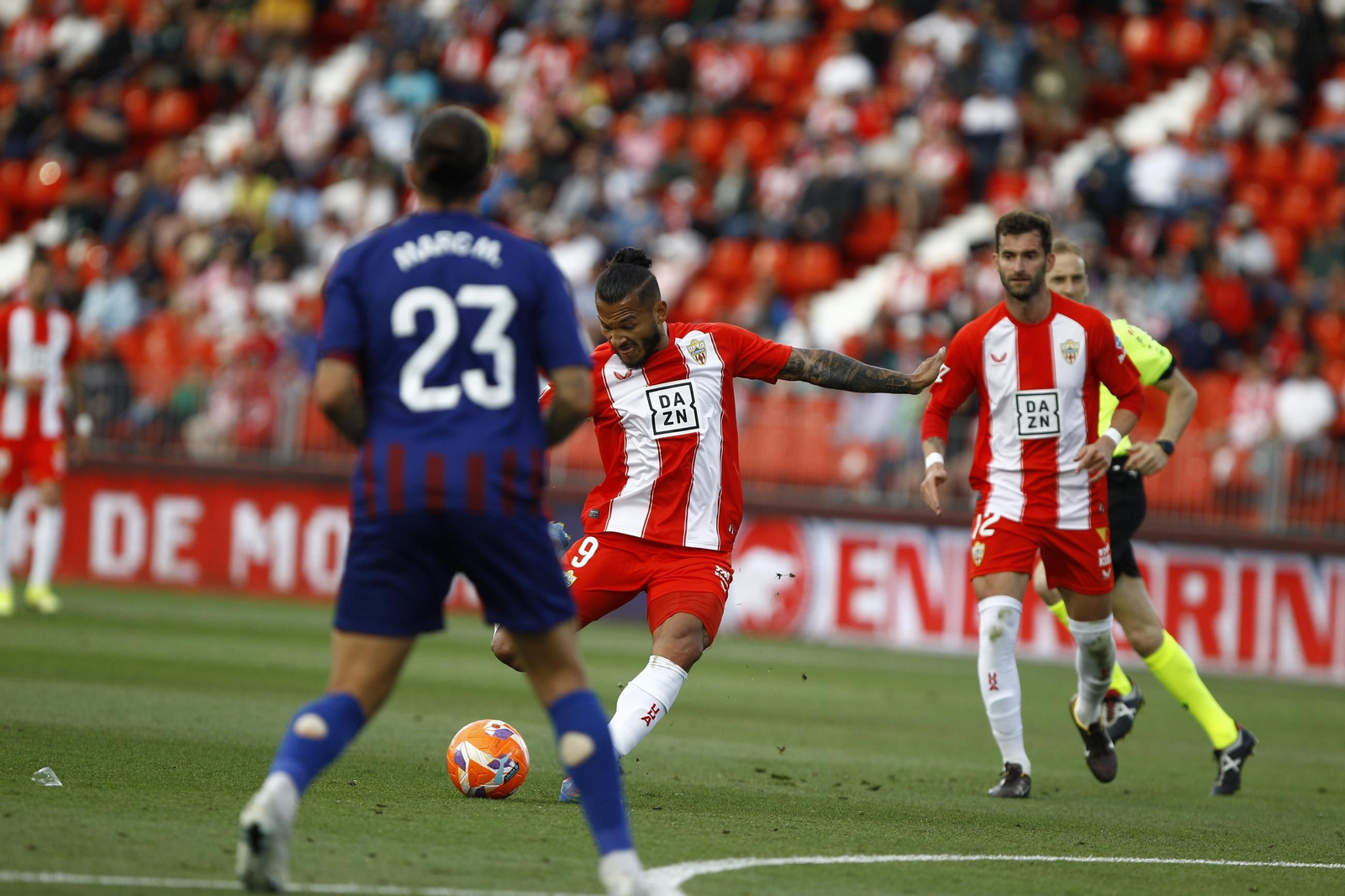 El U.D. Almería-C.D. Eldense, en imágenes