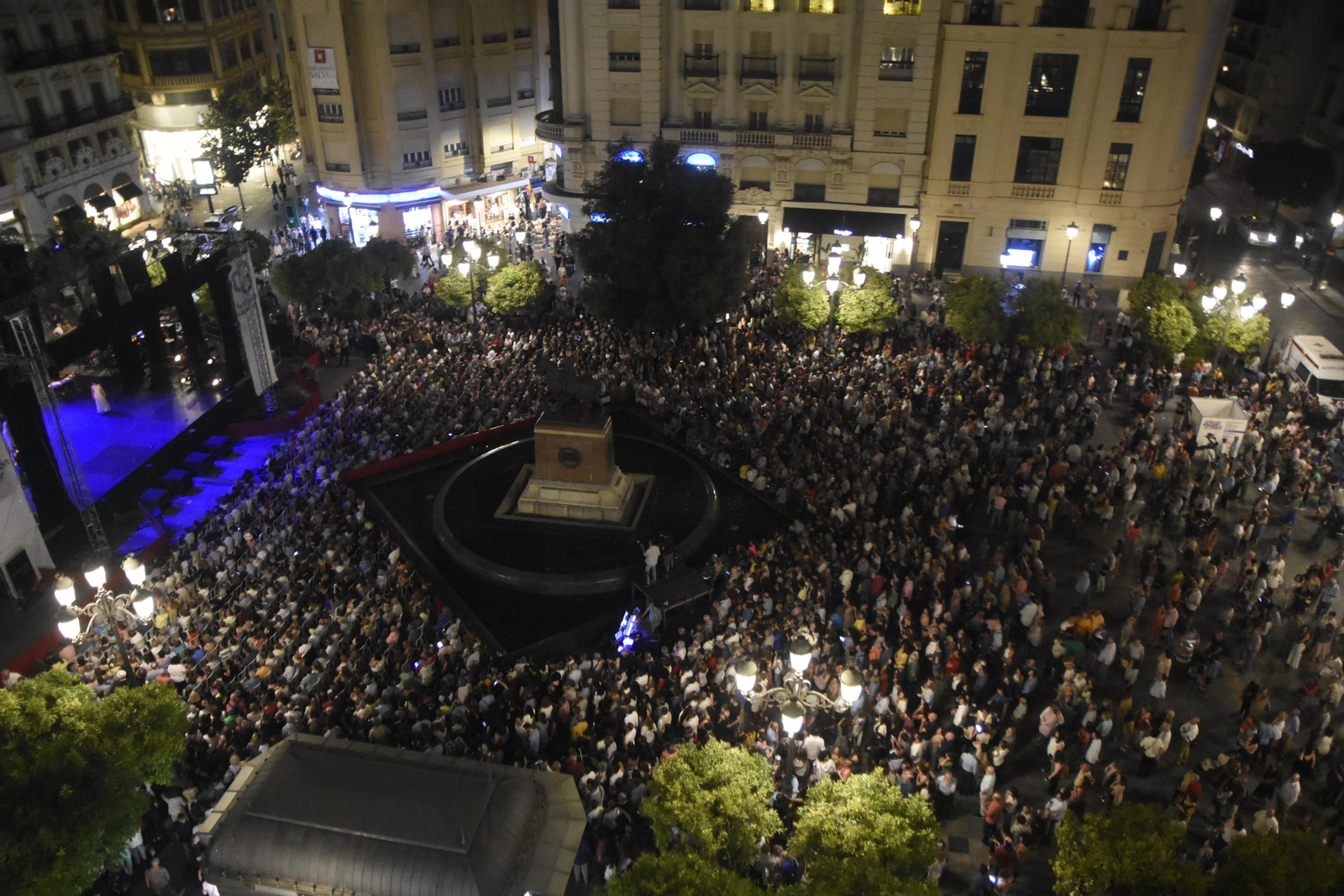 Las imágenes de la Noche Blanca del Flamenco de Córdoba