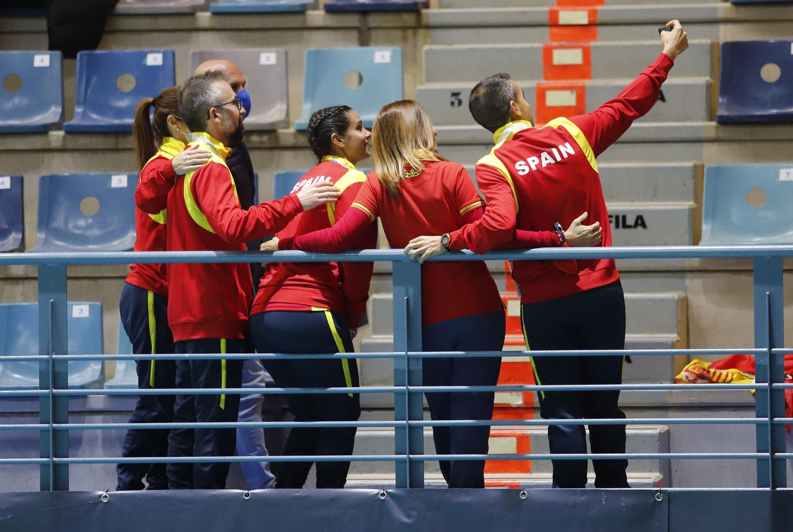 Imágenes del primer día de competición del Mundial senior de bádminton de Huelva 2021