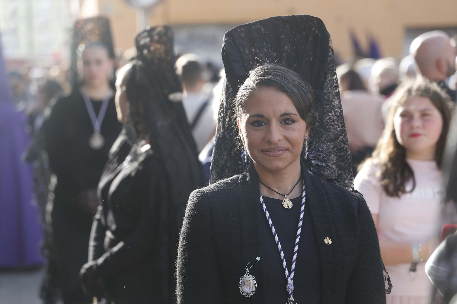 Fotos del Jueves Santo en La Línea: Perdón, Gran Poder y Angustias