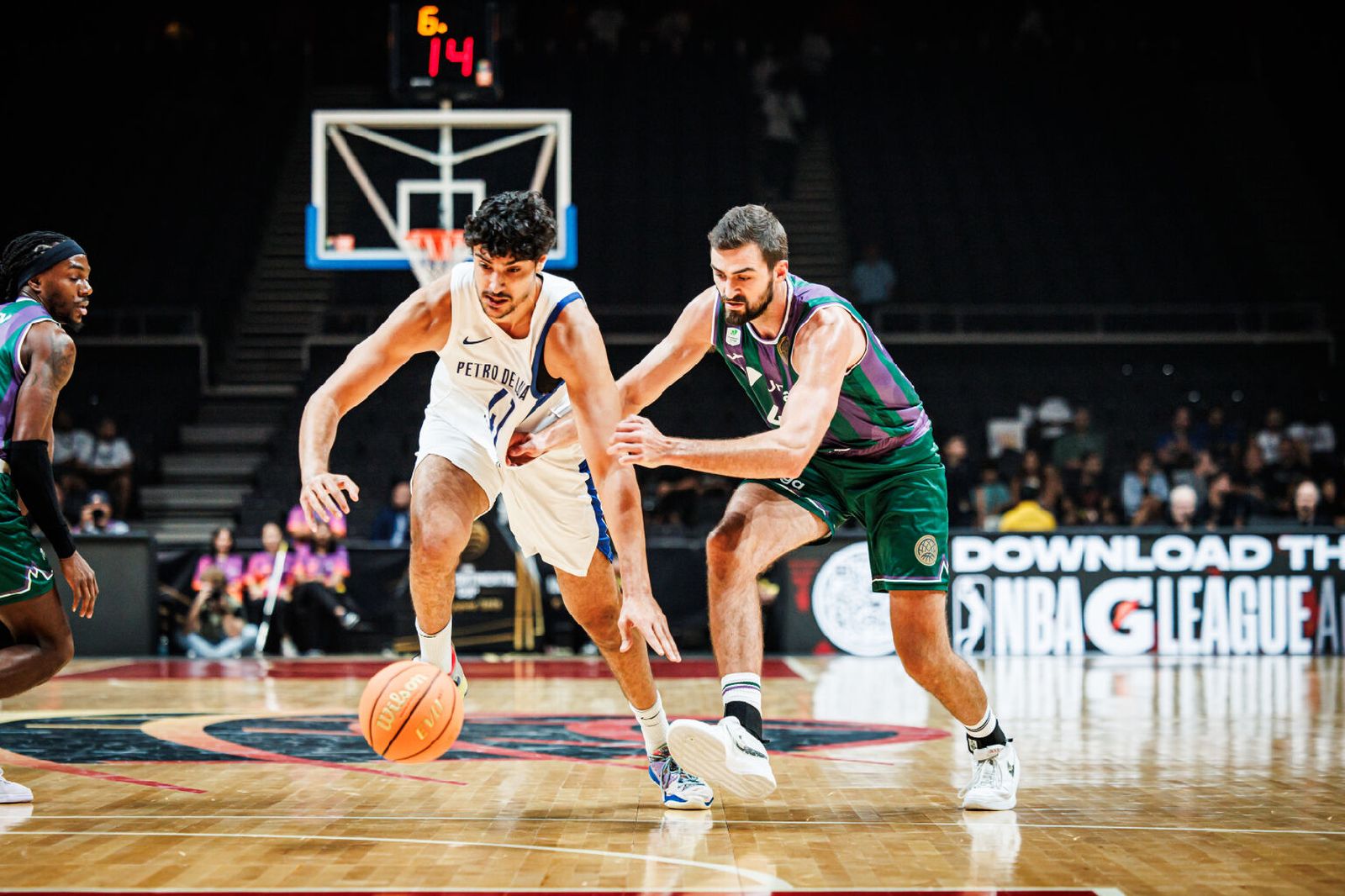 Las fotos del Preto Luanda - Unicaja de la Copa Intercontinental de baloncesto