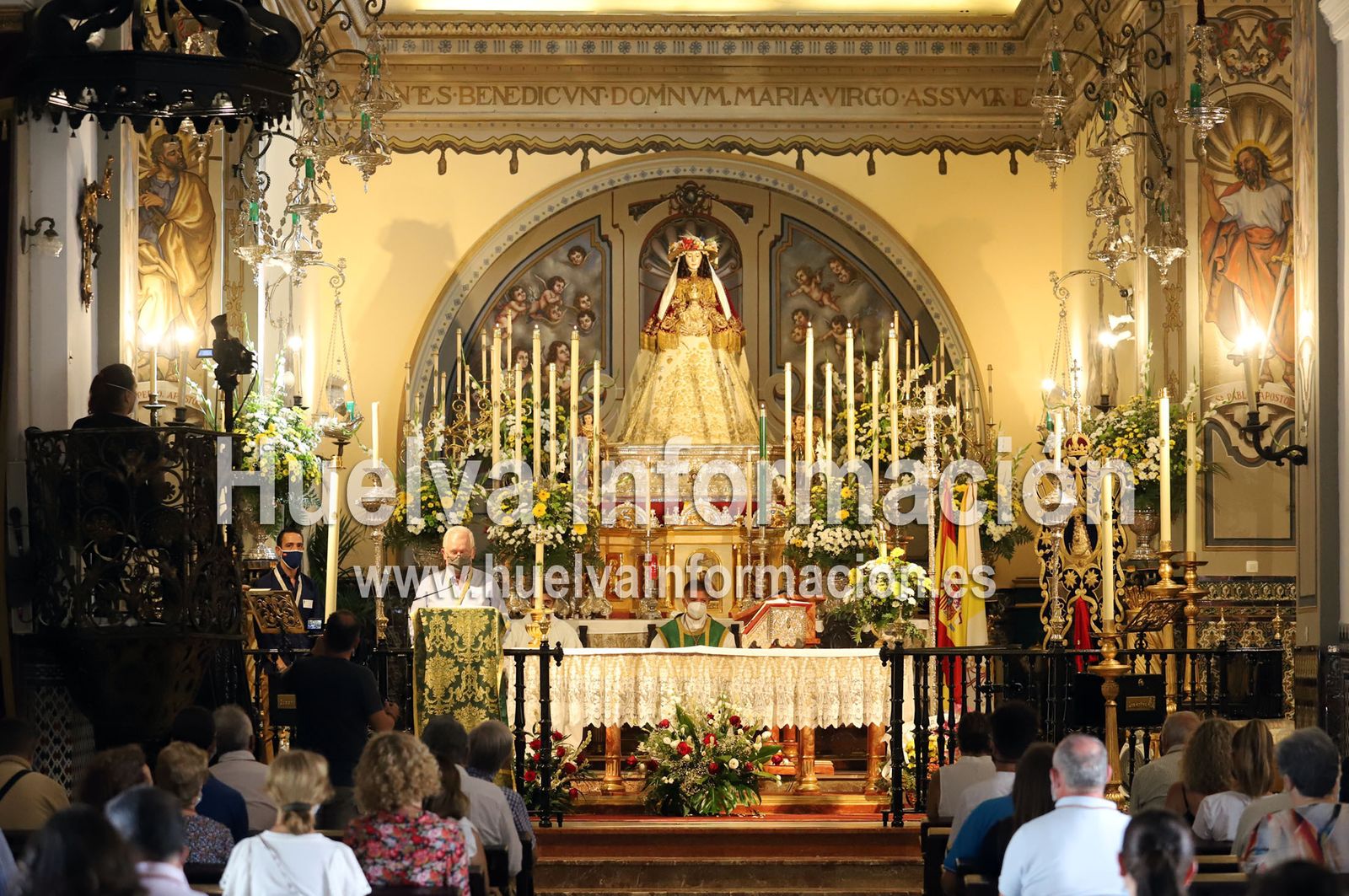 Imágenes de la misa de la Hermandad Castrense ante la Virgen del Rocío