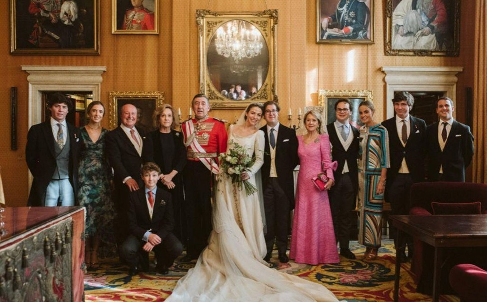 El nuevo matrimonio Lauder de León con Santi de León, Victoria Padeira, Juan Ramón Lauder, Rocio Morenés, Santiago de León, Pilar Sanjuán, Álvaro Lauder, Regina Mendialdua, Gonzalo de León y Juan Lauder.