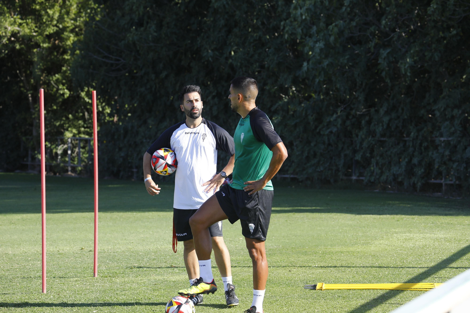El primer entrenamiento de Recio con el Córdoba CF, en imágenes
