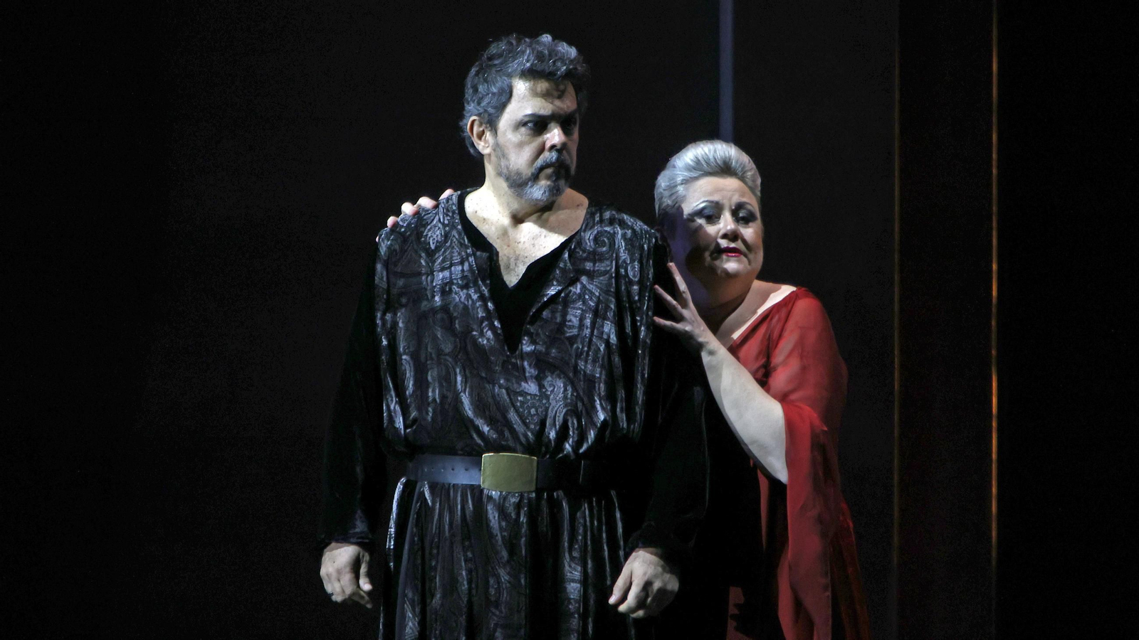 Imágenes de la ópera Macbeth en el Teatro Villamarta de Jerez