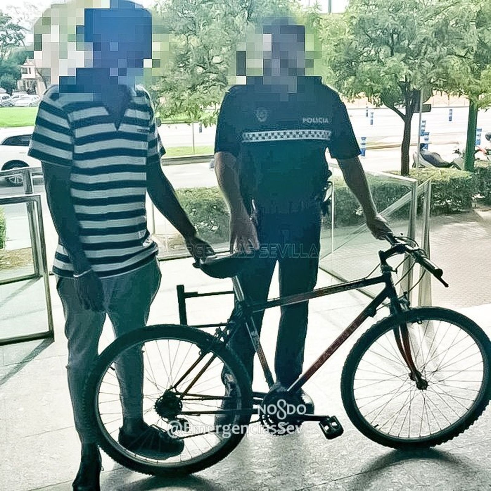 El ciclista recogió su bici en la sede de la Policía Local de La Ranilla.