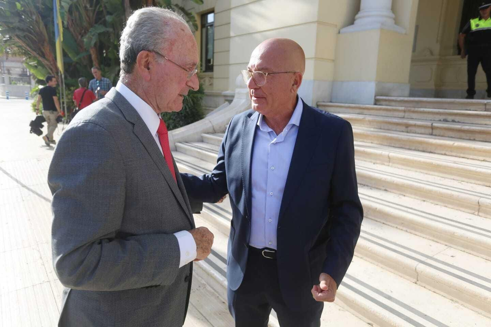 Los campeones de Europa, recibidos por las instituciones