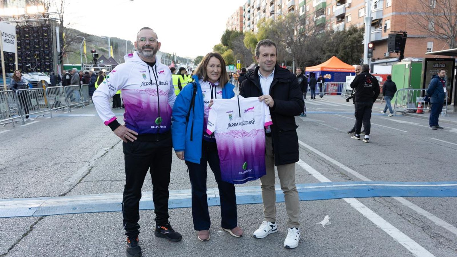 En imágenes: Las promesas del atletismo brillan en la Carrera Infantil de San Antón 2025