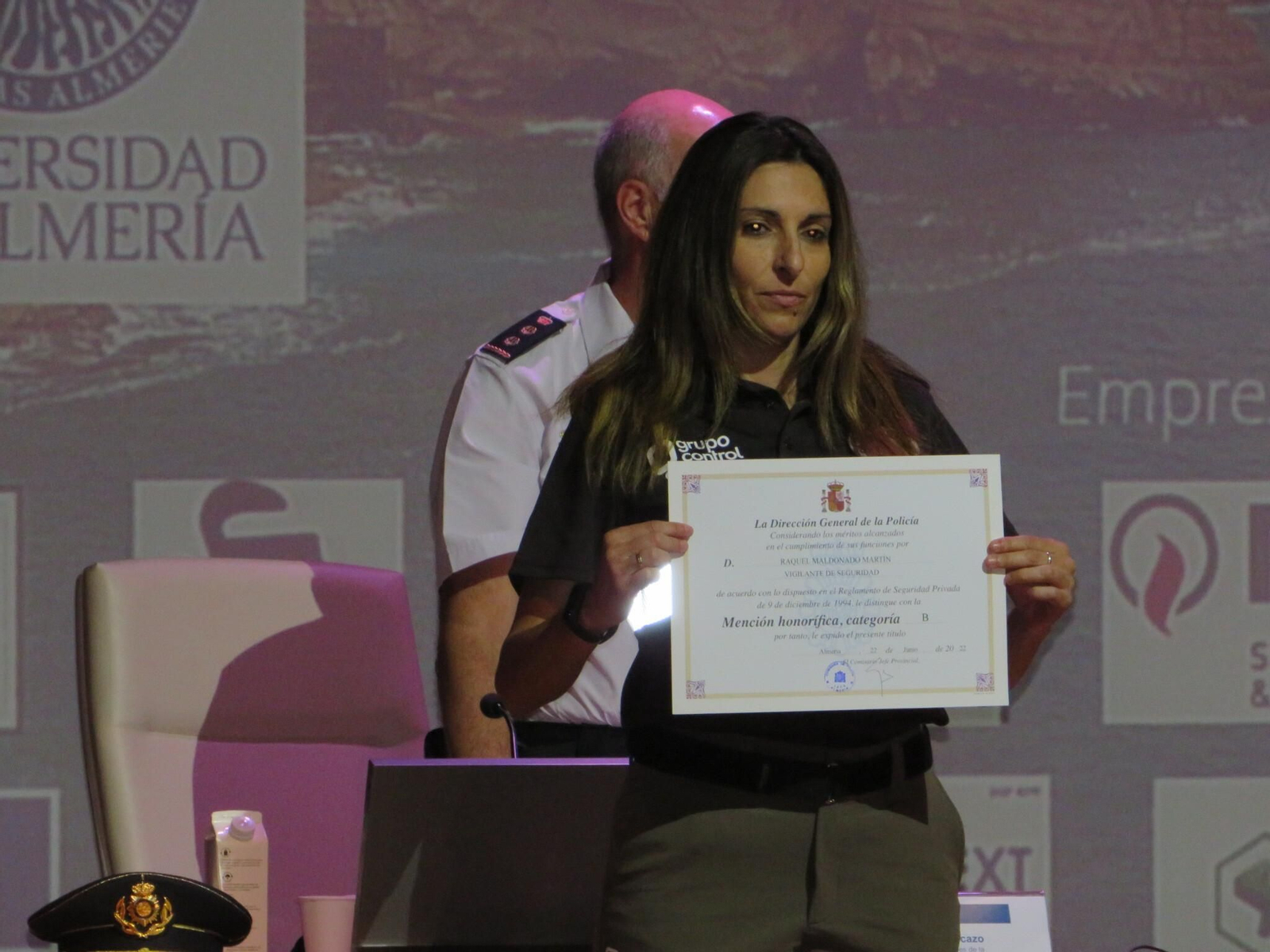 Policía y Guardia Civil premian a la seguridad privada en la UAL.