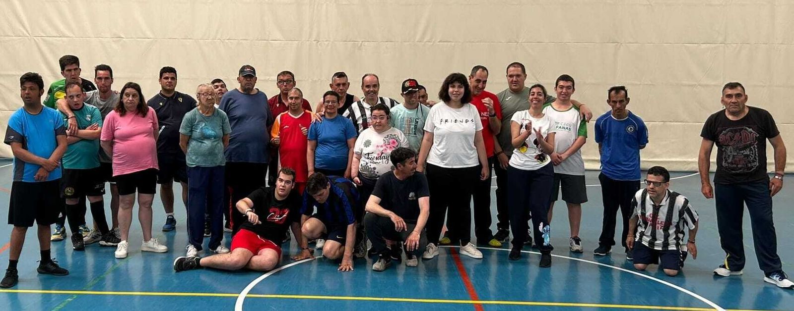 Convivencia de baloncesto inclusivo