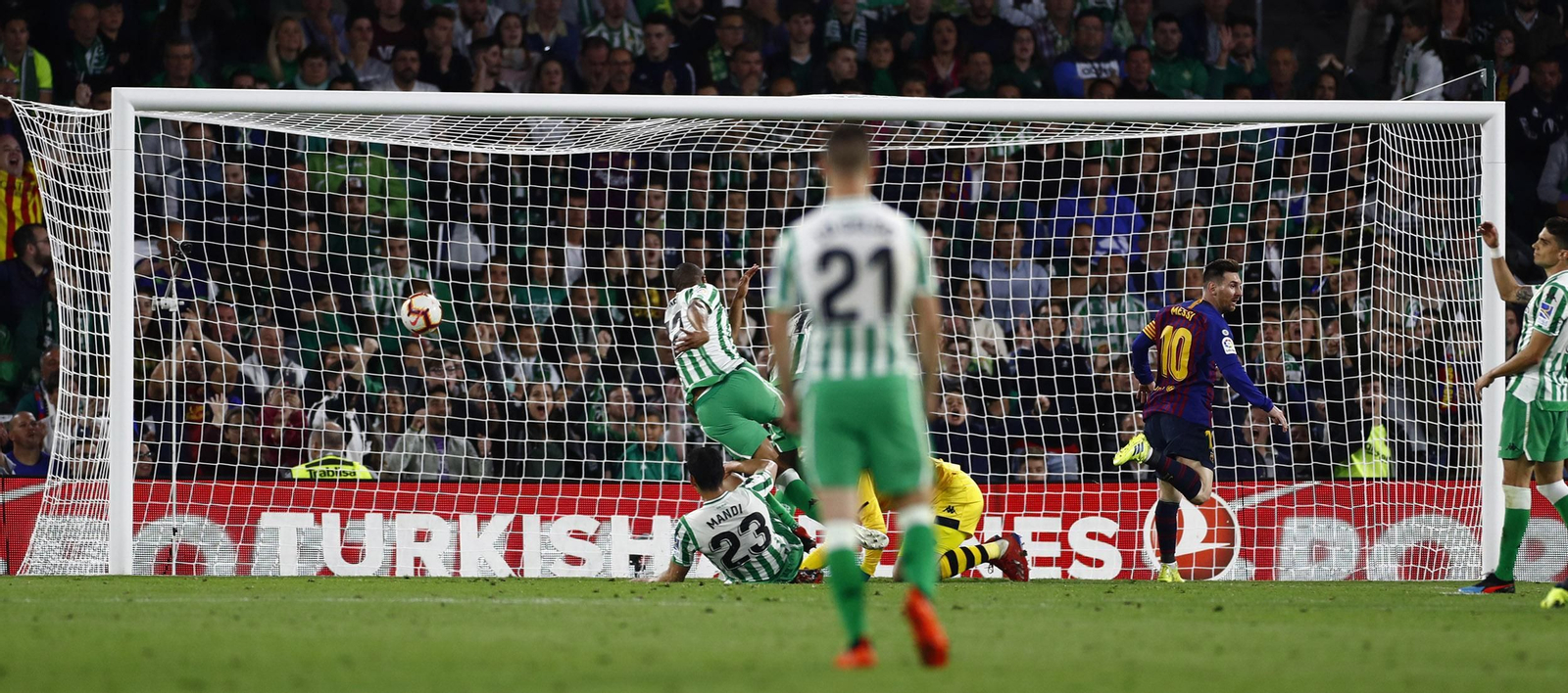 El Betis-Barcelona, en imágenes