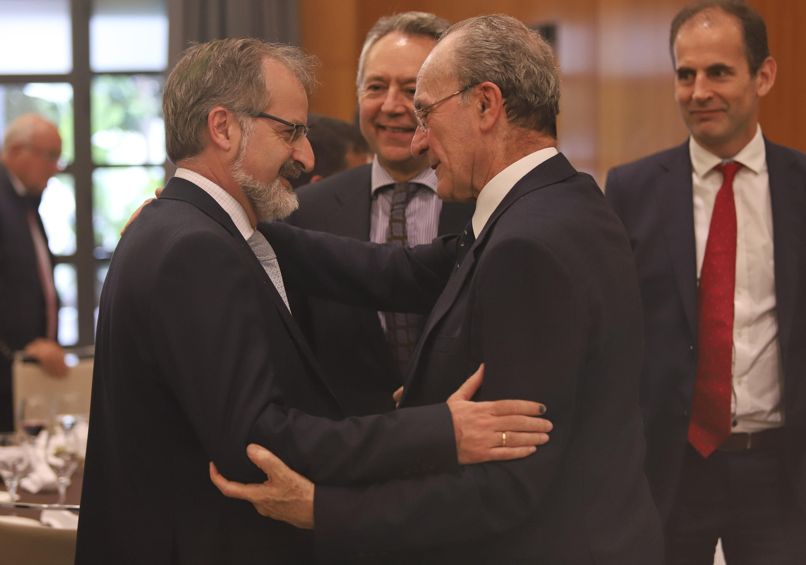 Las fotos del Foro Joly con el consejero de Salud, Jesús Aguirre